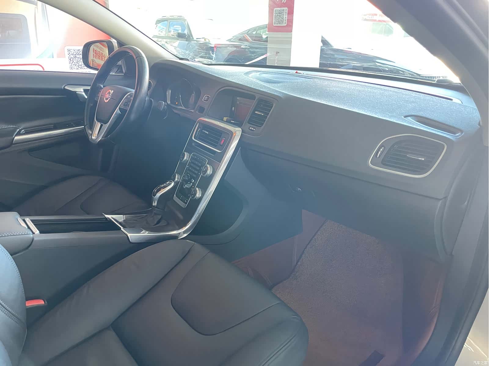 Volvo S60, 2015 16