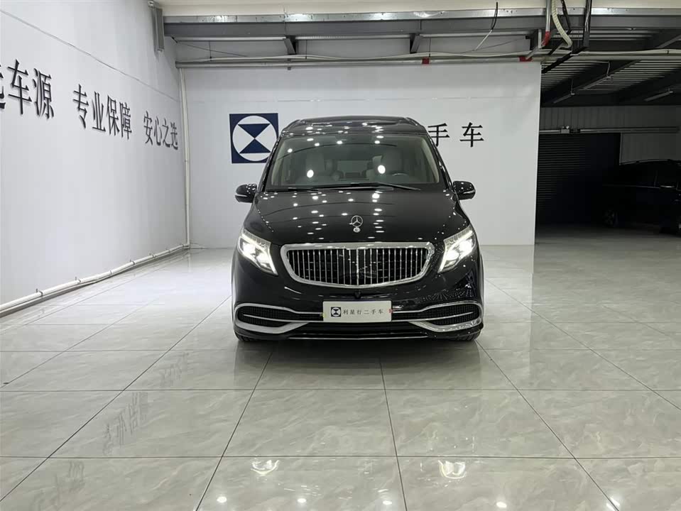 Mercedes-Benz V-class