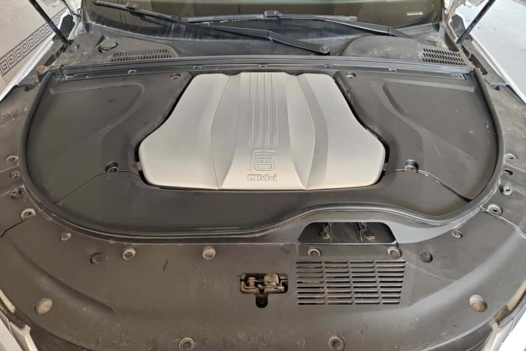 BYD Tang, 2022 10