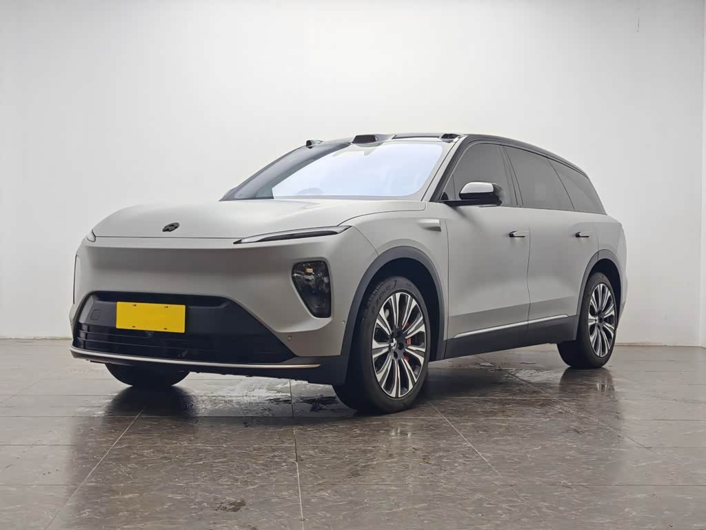 NIO ES8