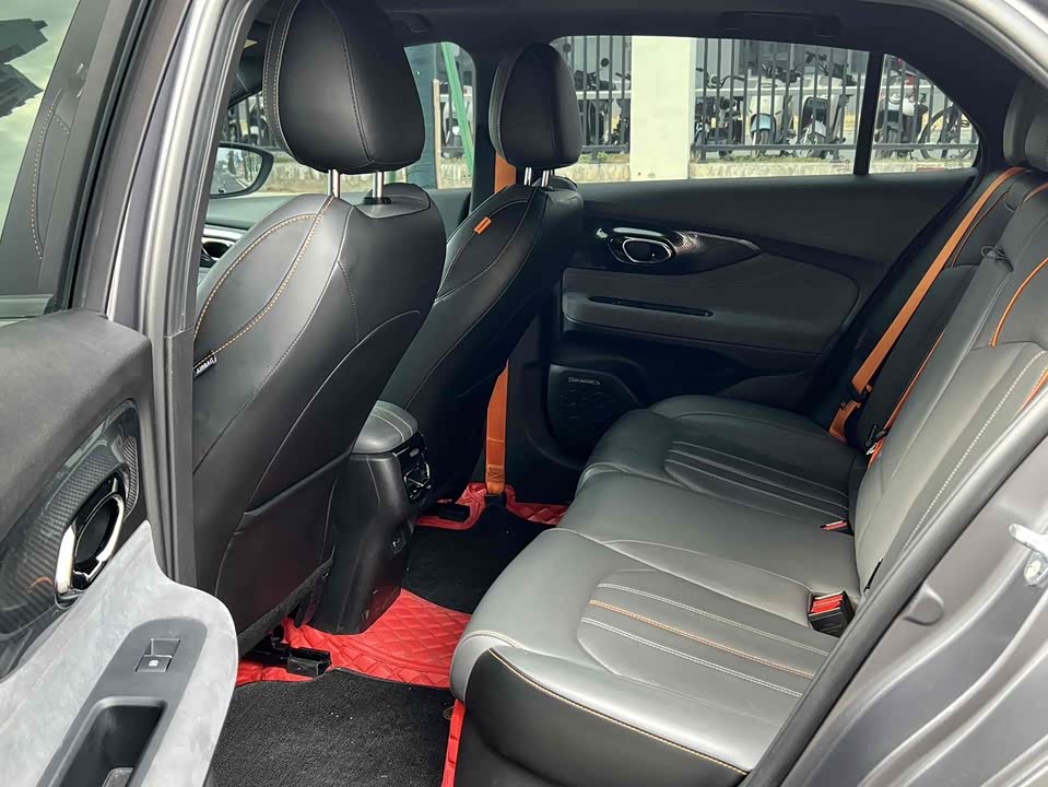 Trumpchi Shadow Leopard