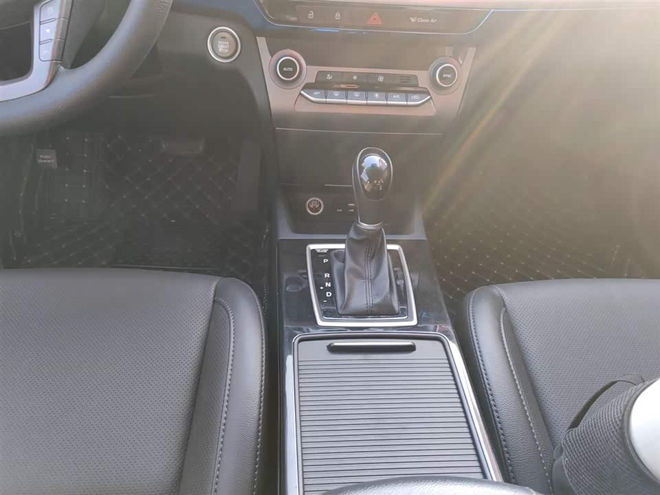 Hyundai Name picture