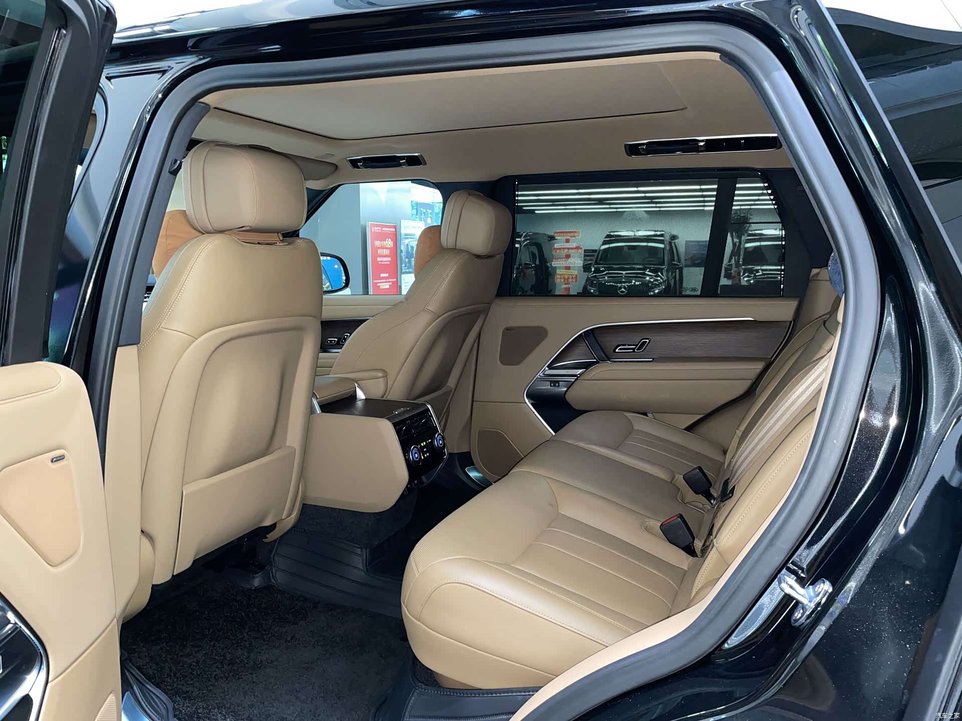 Land Rover Range Rover, 2025 13