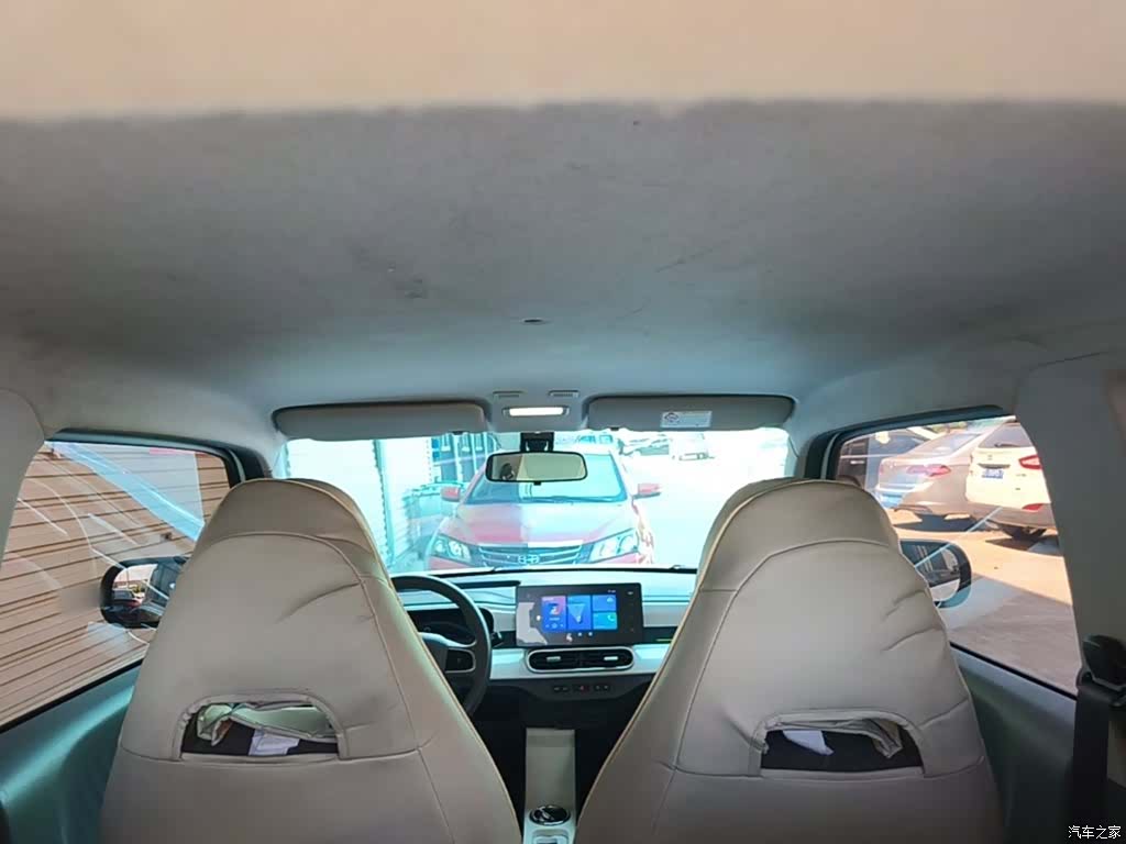 Geely Panda, 2025 18