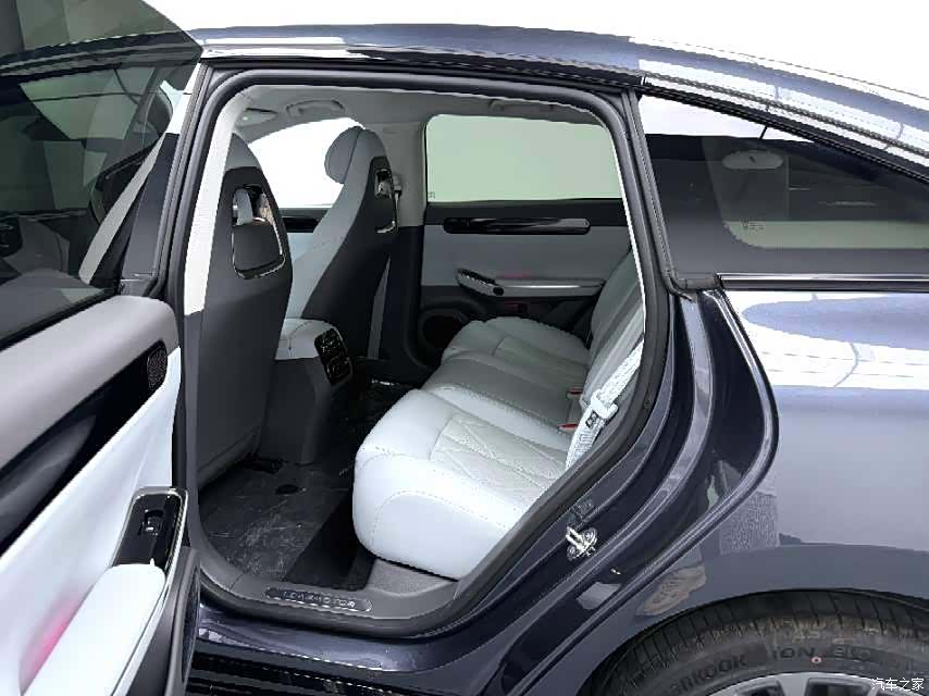 Leapmotor C01, 2025 4