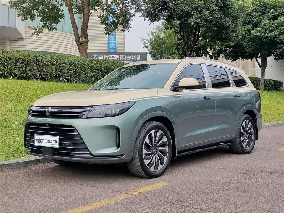 AITO Ask the world M7