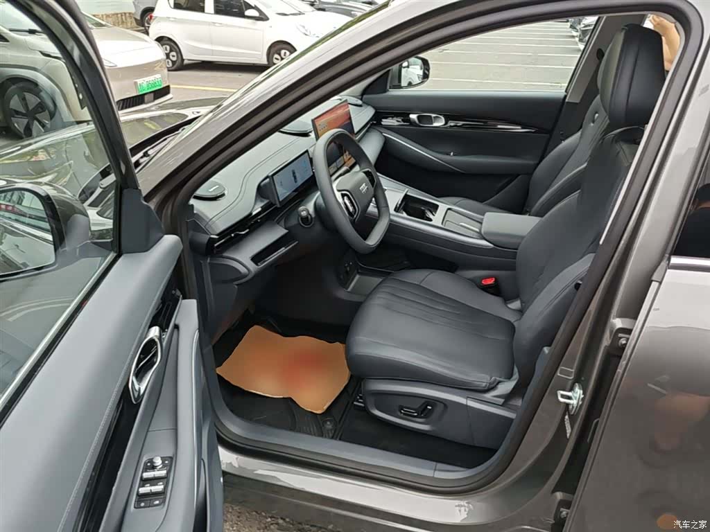 Geely Galaxy E5, 2026 15