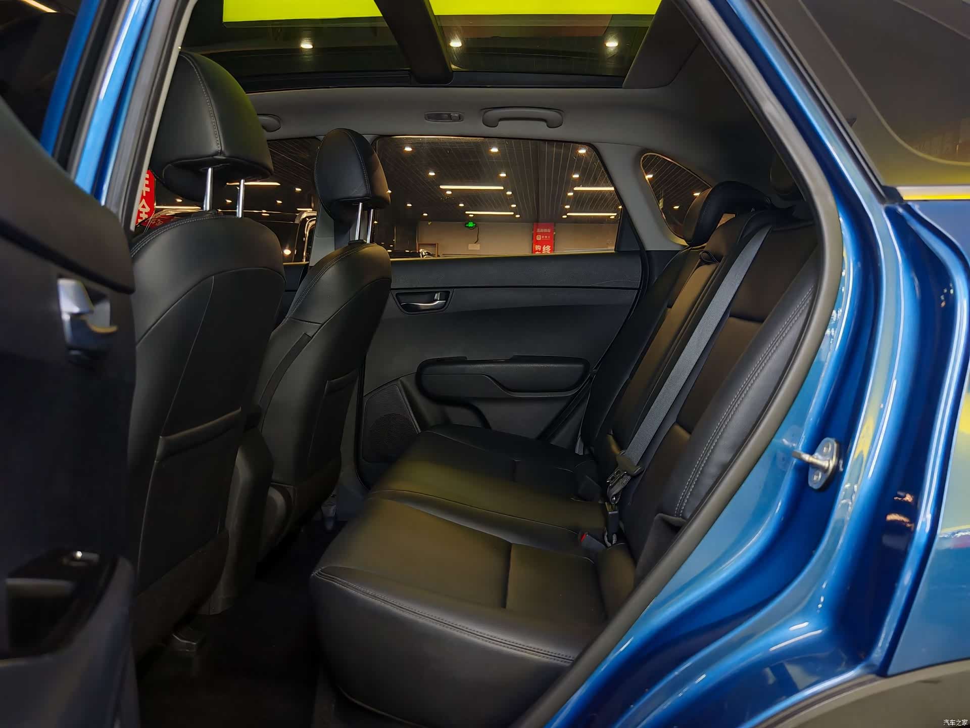 Kia KX3, 2016 13