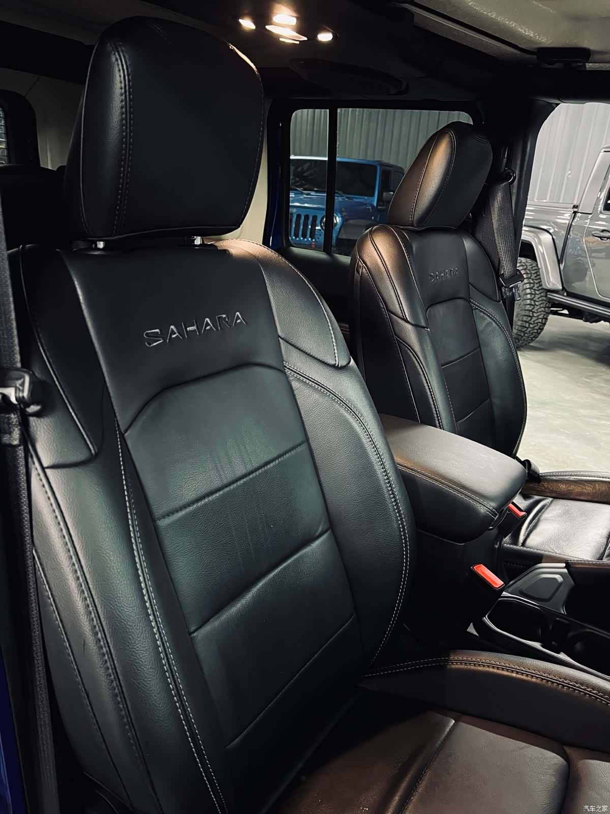 Jeep Wrangler, 2020 14