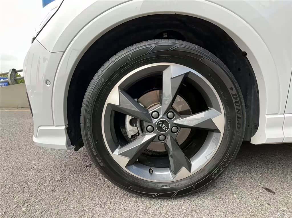 Audi Q3, 2023 6