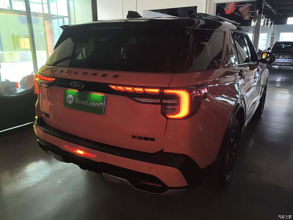 Ford Explorer, 2024 7