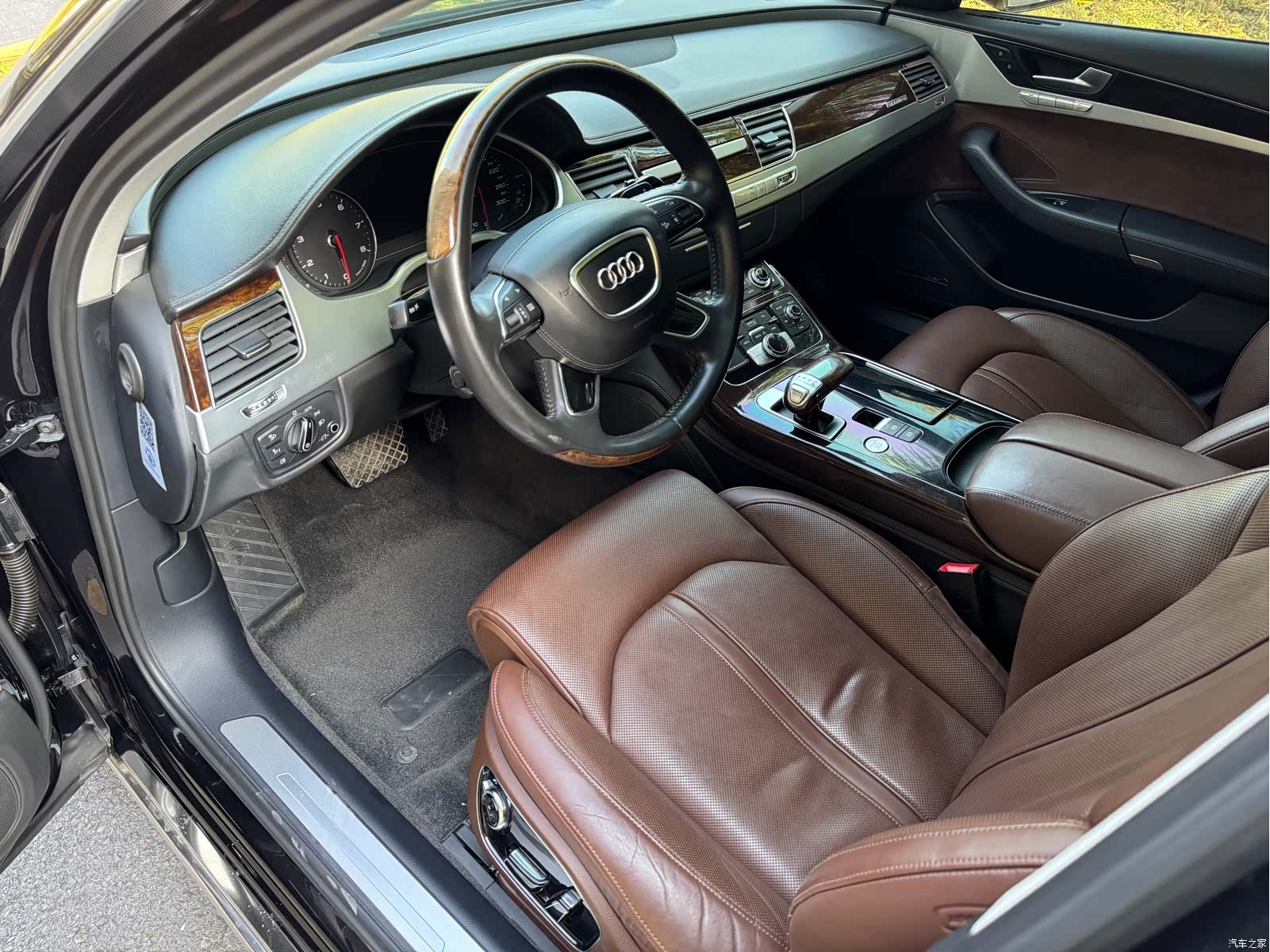 Audi A8L, 2015 6