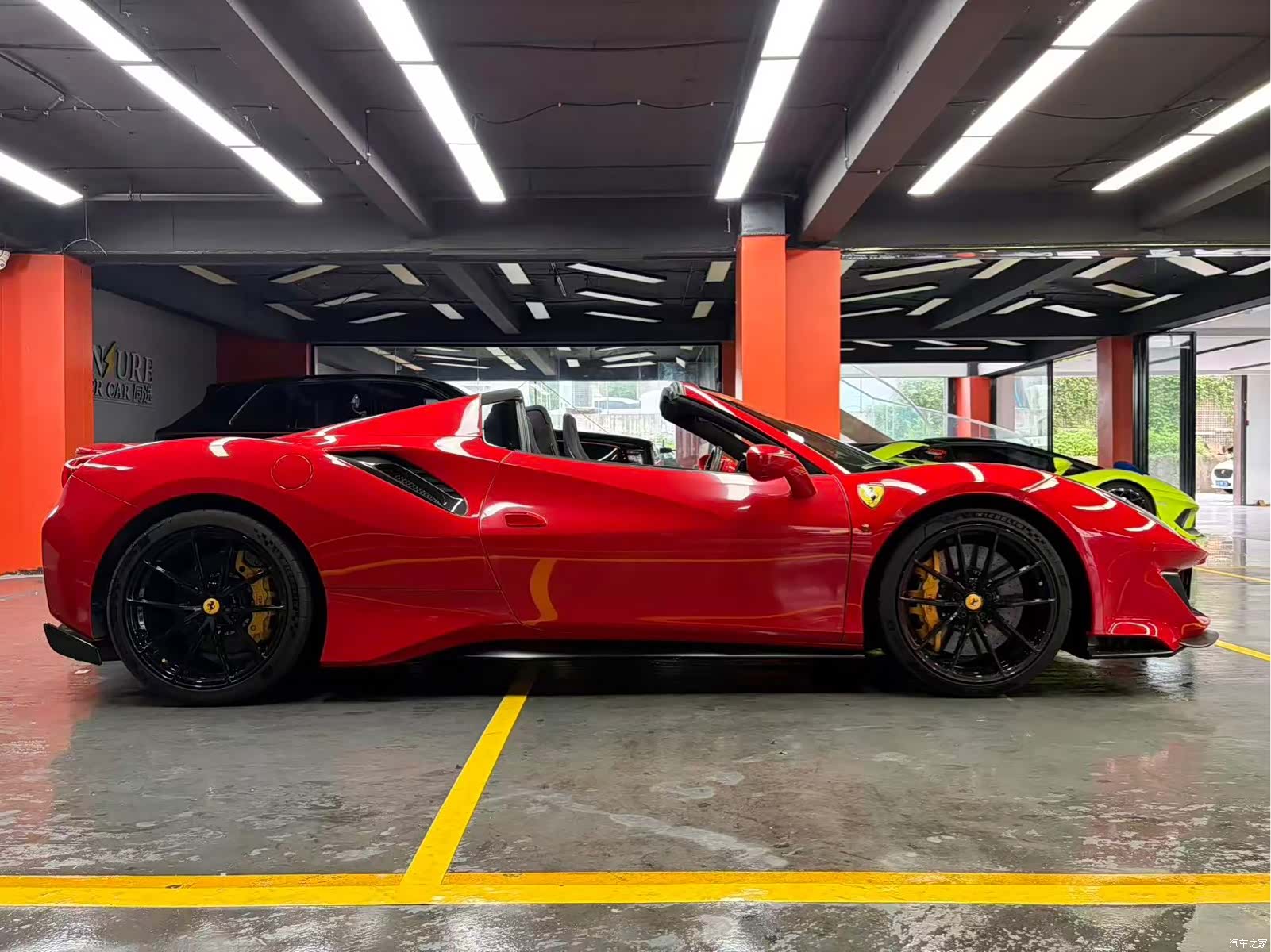 Ferrari 488, 2020 6