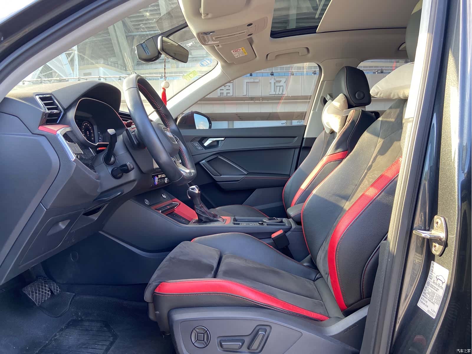 Audi Q3, 2019 9