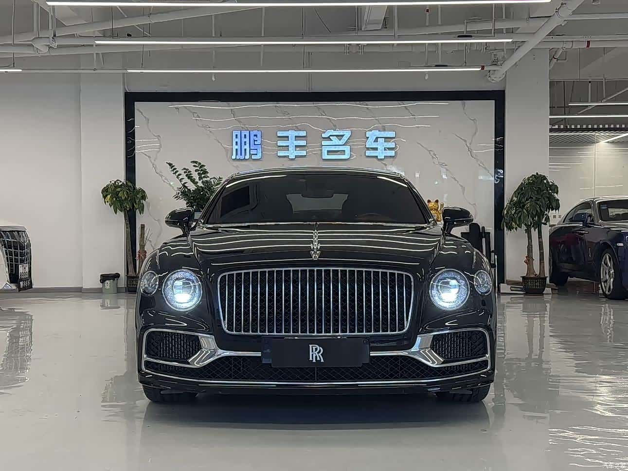 Bentley Flying Spur, 2022 2