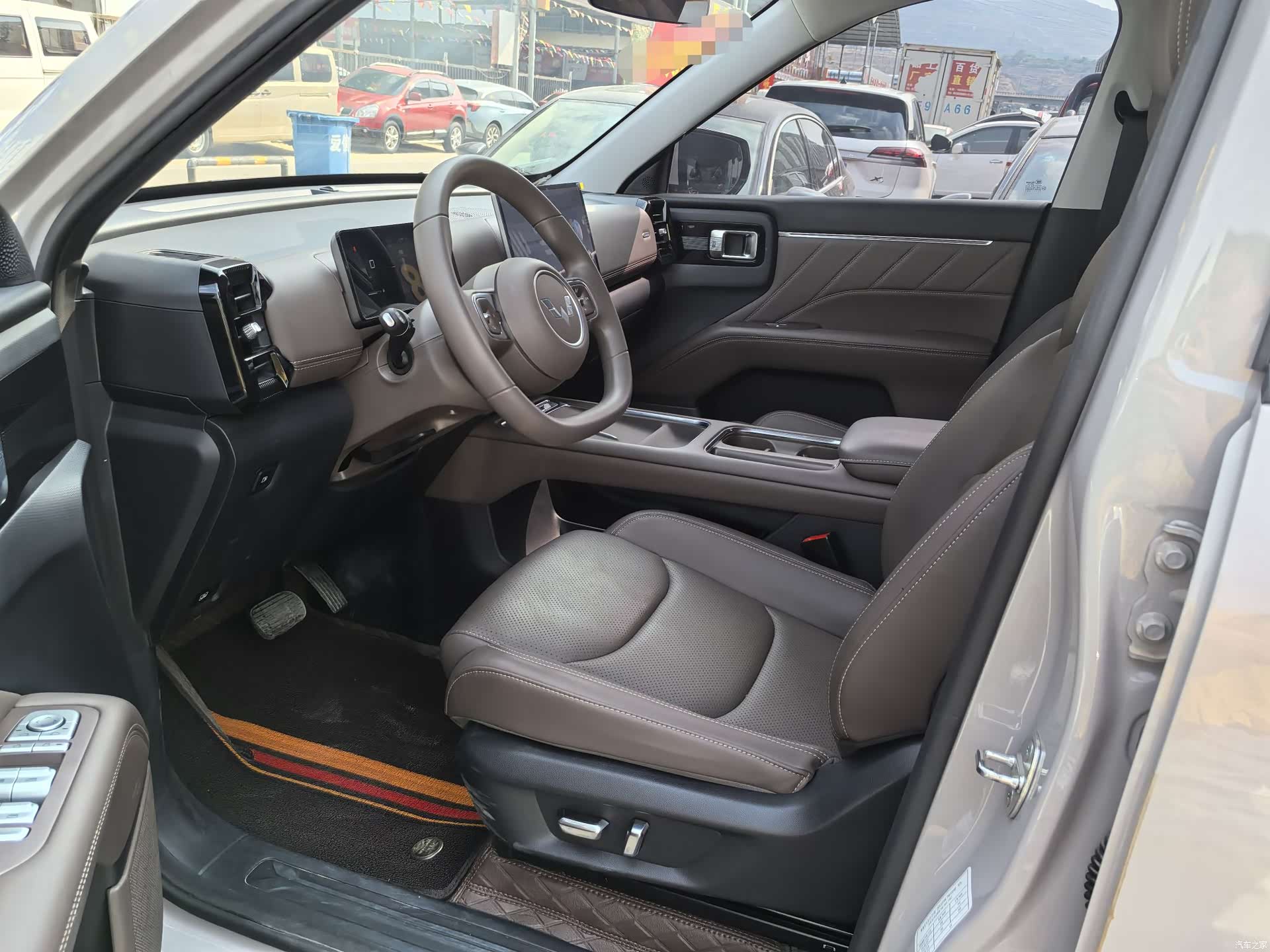 Wuling 560, 2025 7