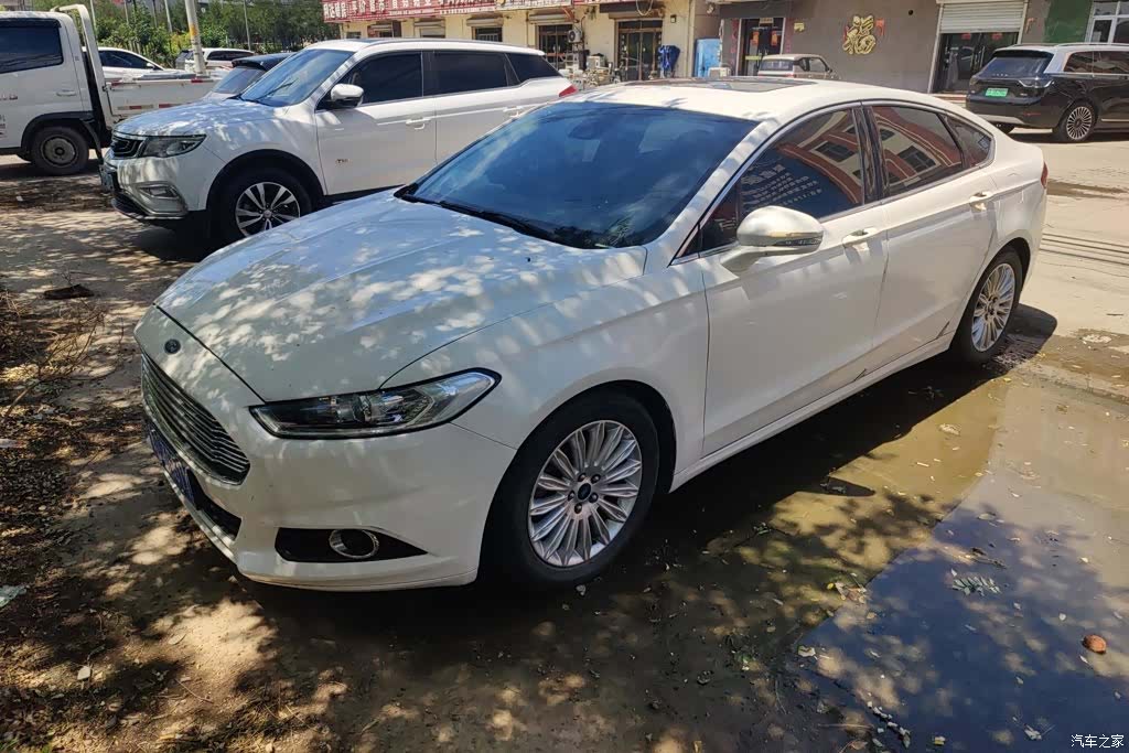 Ford Mondeo, 2015 1