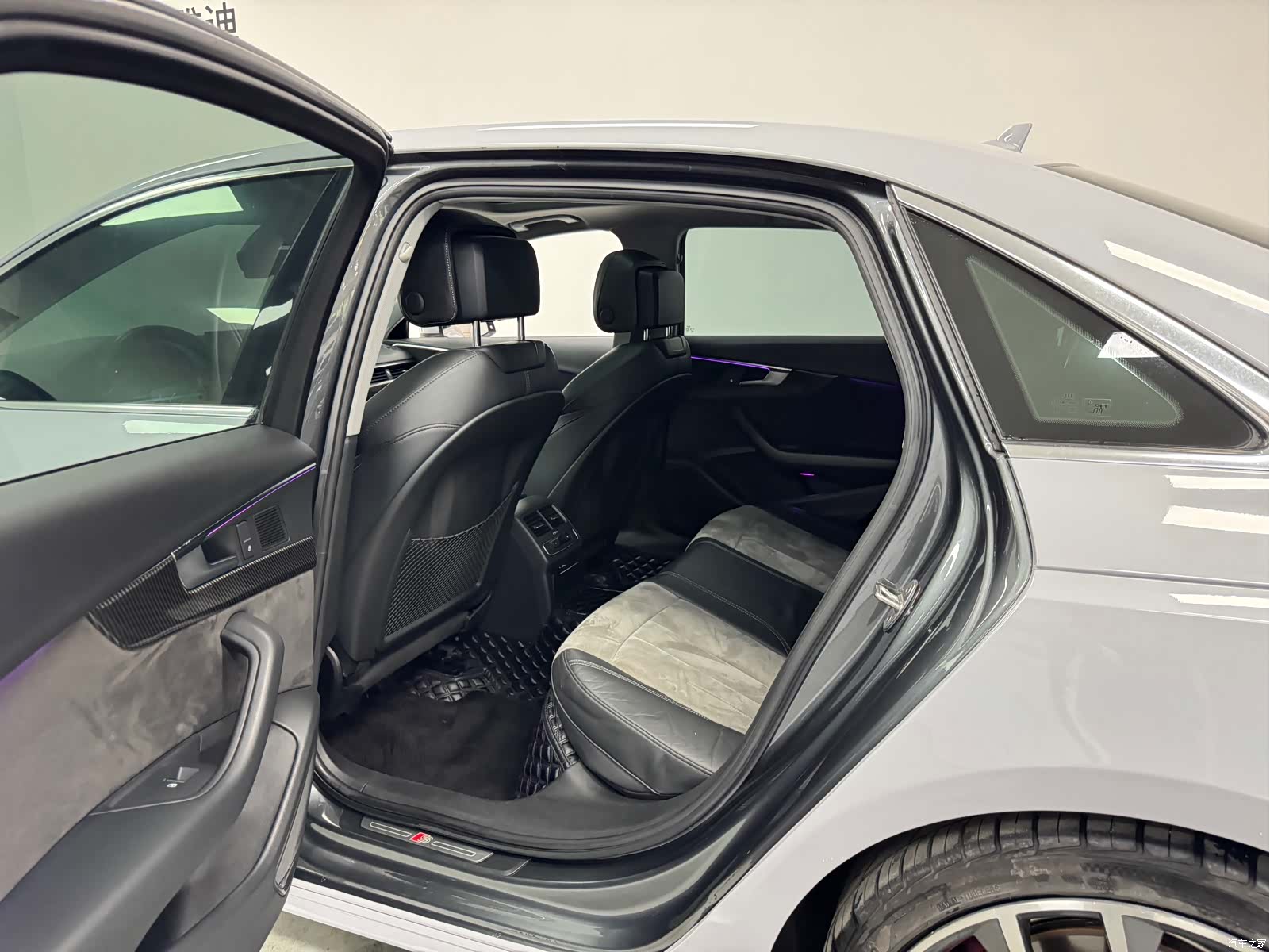 Audi A4L, 2020 14