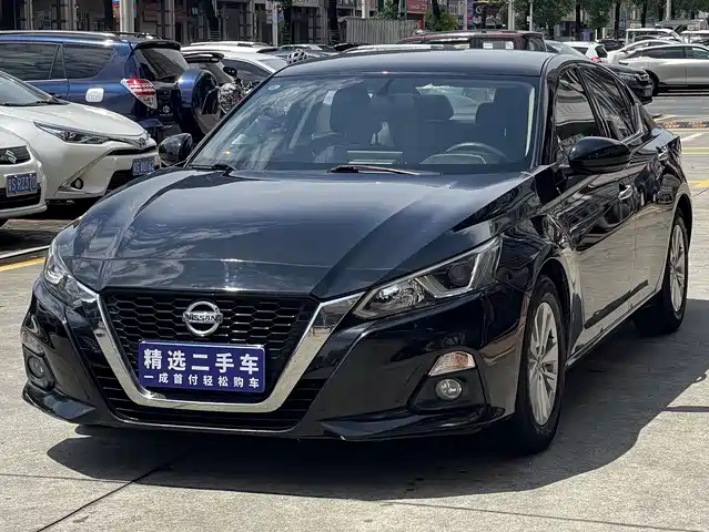 Nissan Altima 2022 — купить из Китая под заказ