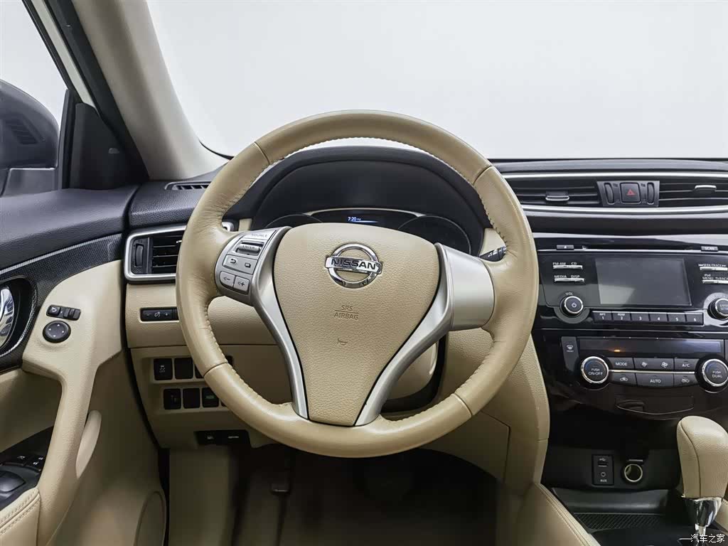 Nissan X-Trail, 2015 11