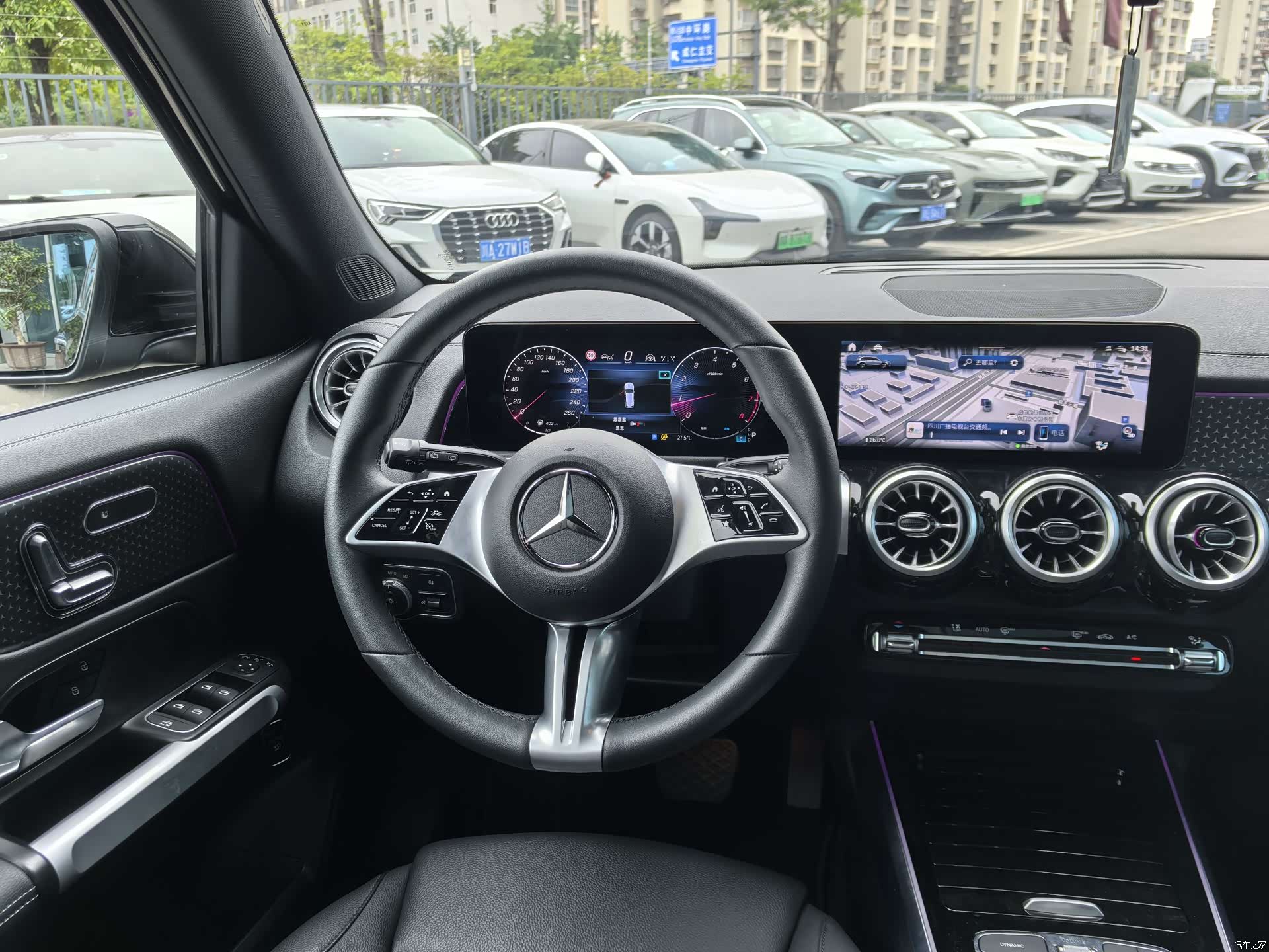 Mercedes-Benz GLB, 2025 13
