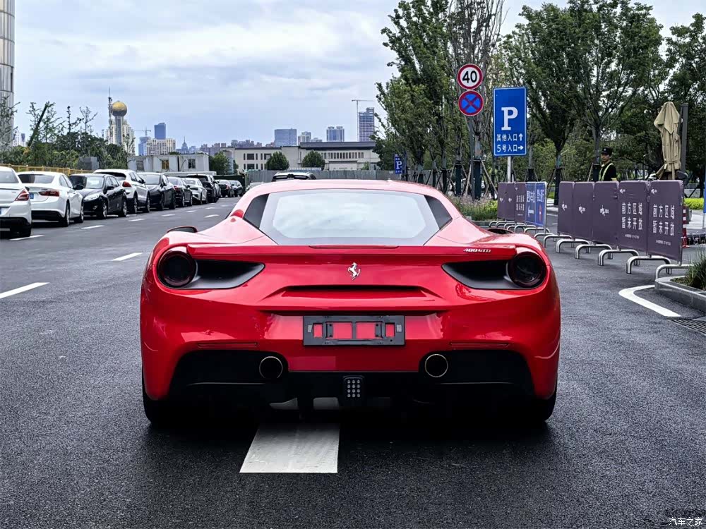 Ferrari 488, 2018 12