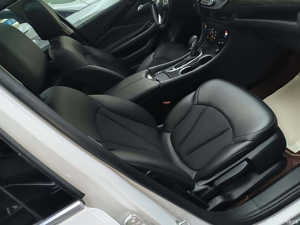 Buick Envision Plus, 2021 25