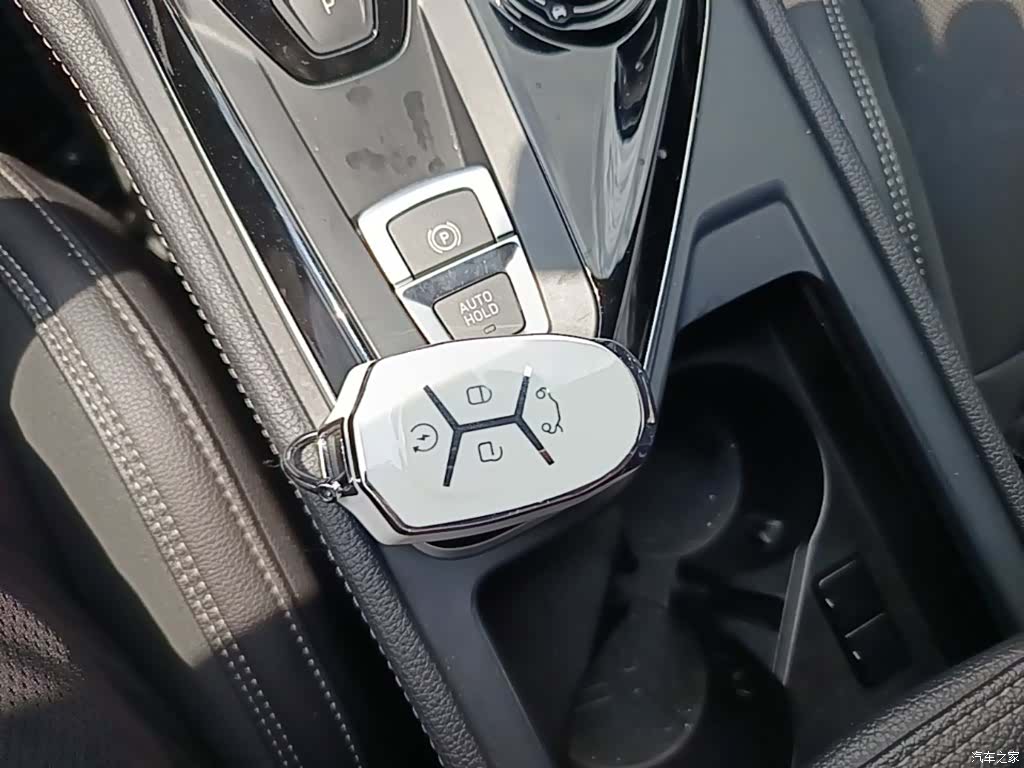 Lynk & Co 02, 2021 9