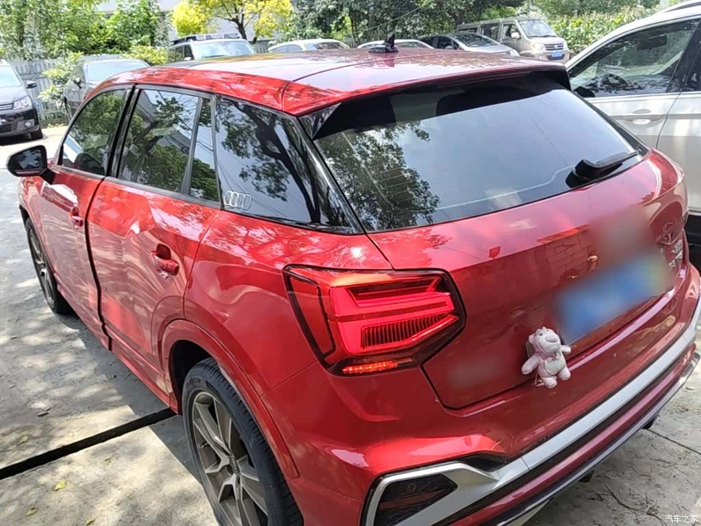 Audi Q2L, 2022 24