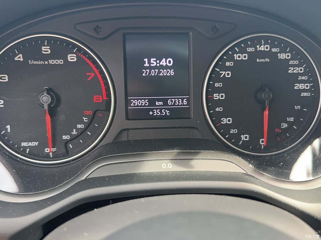 Audi Q2L, 2022 9