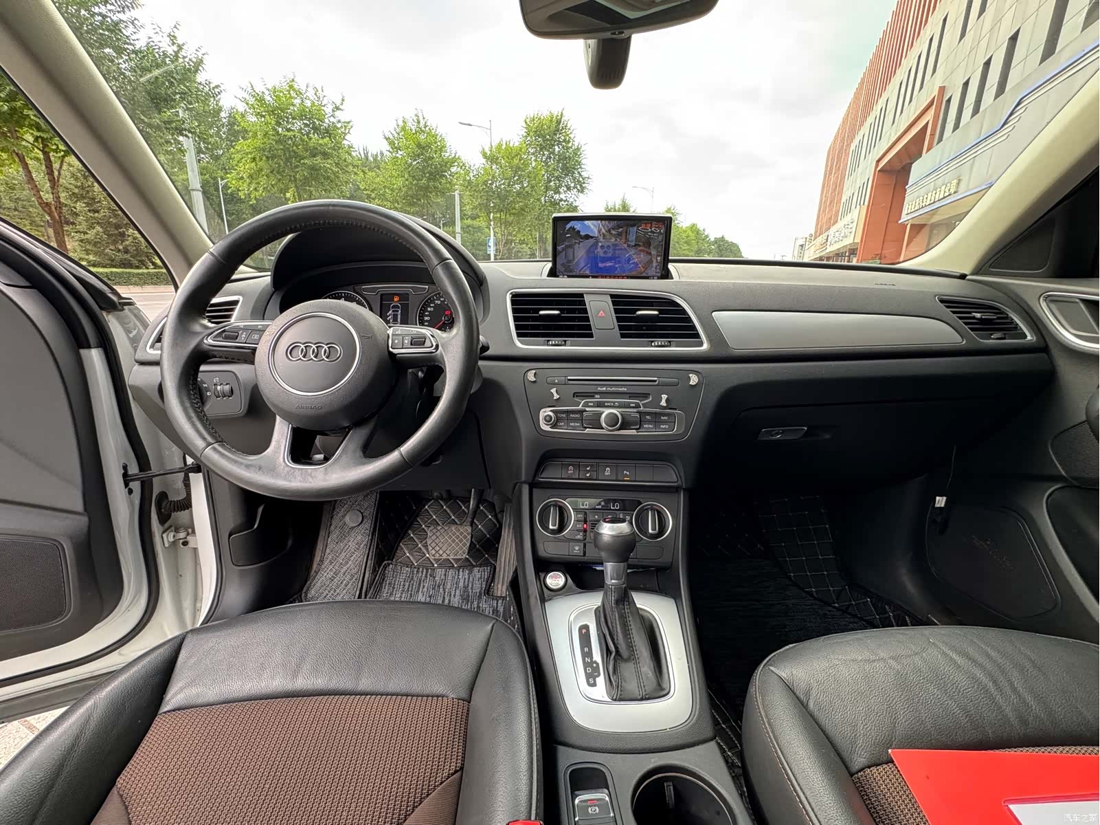 Audi Q3, 2018 10