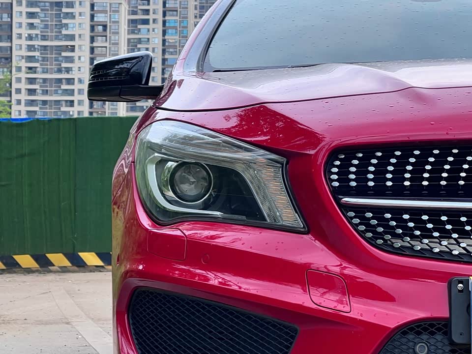 Mercedes-Benz CLA