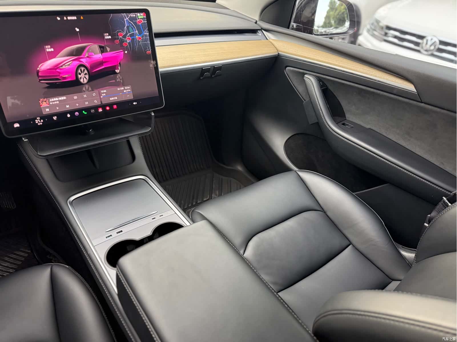 Tesla Model Y, 2023 9