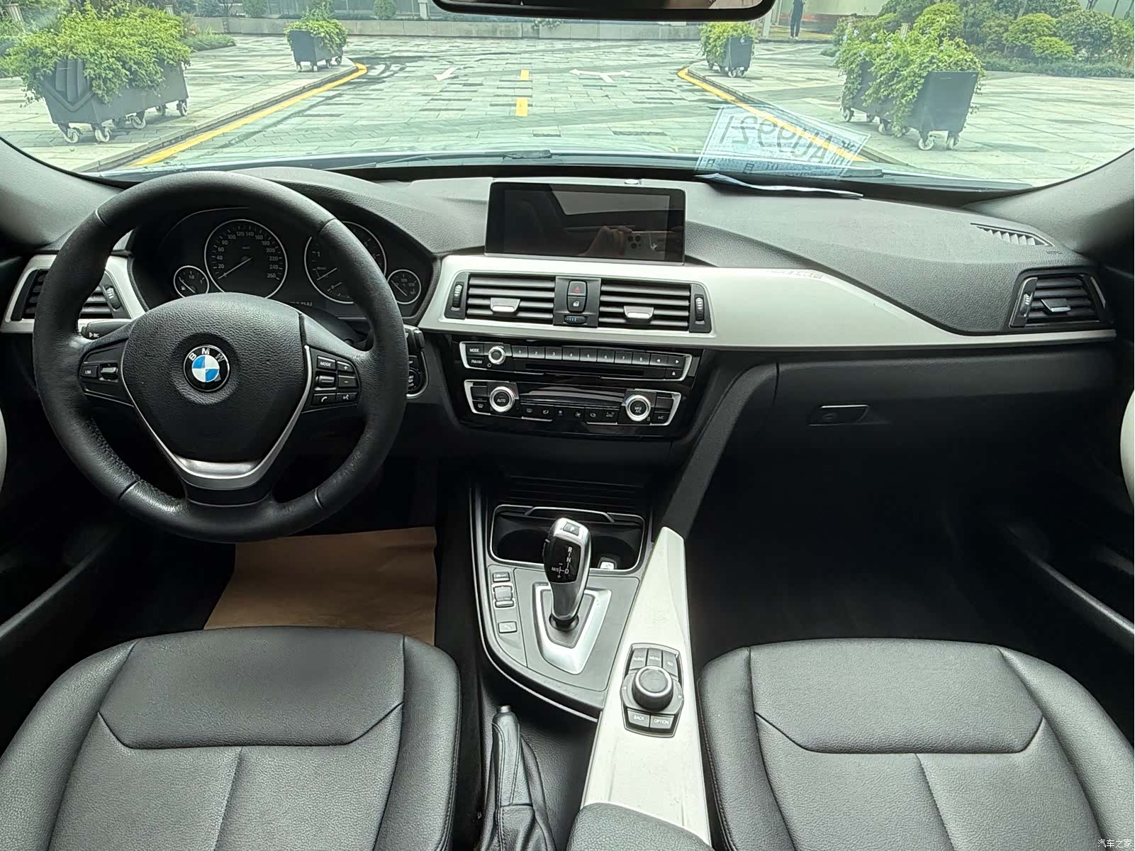 BMW 3 Series, 2017 9