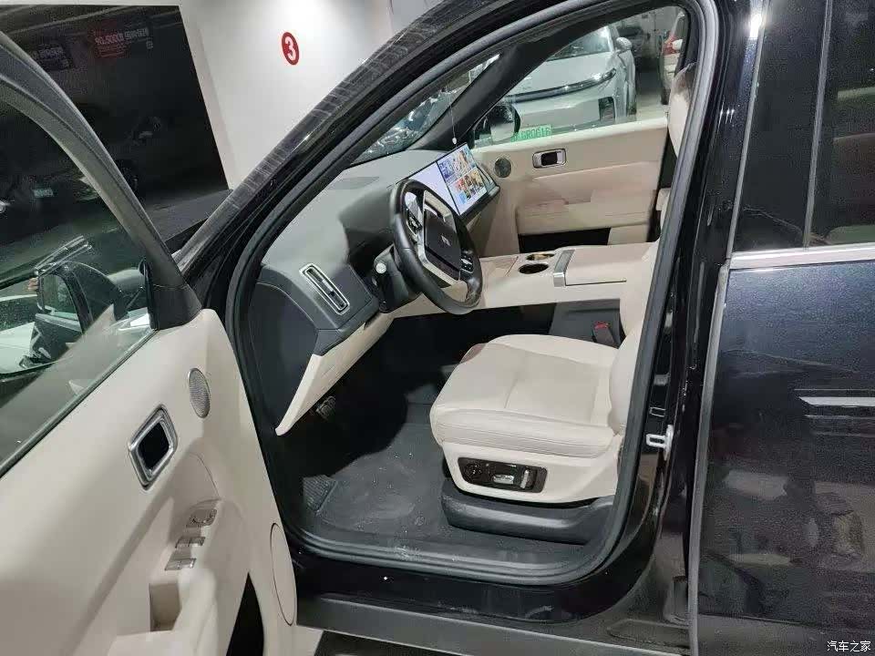 Li Auto L9, 2023 3