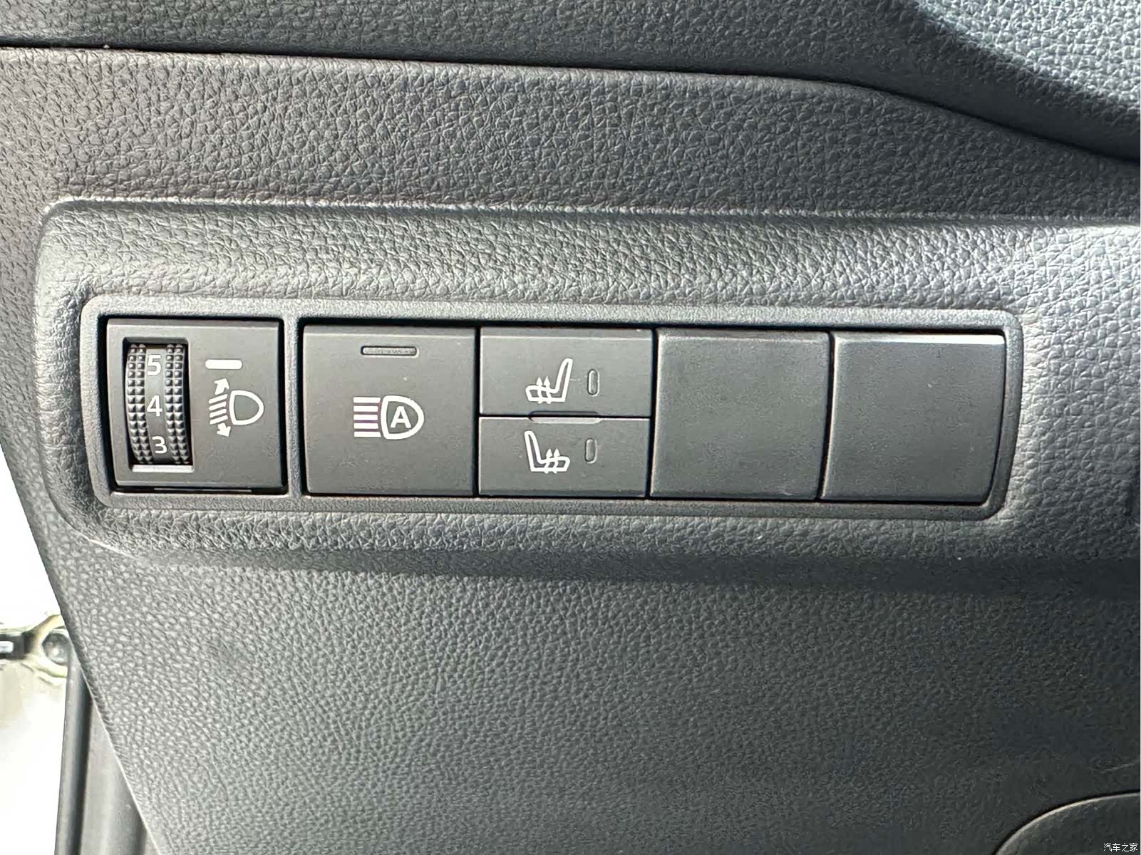 Toyota Corolla, 2023 10