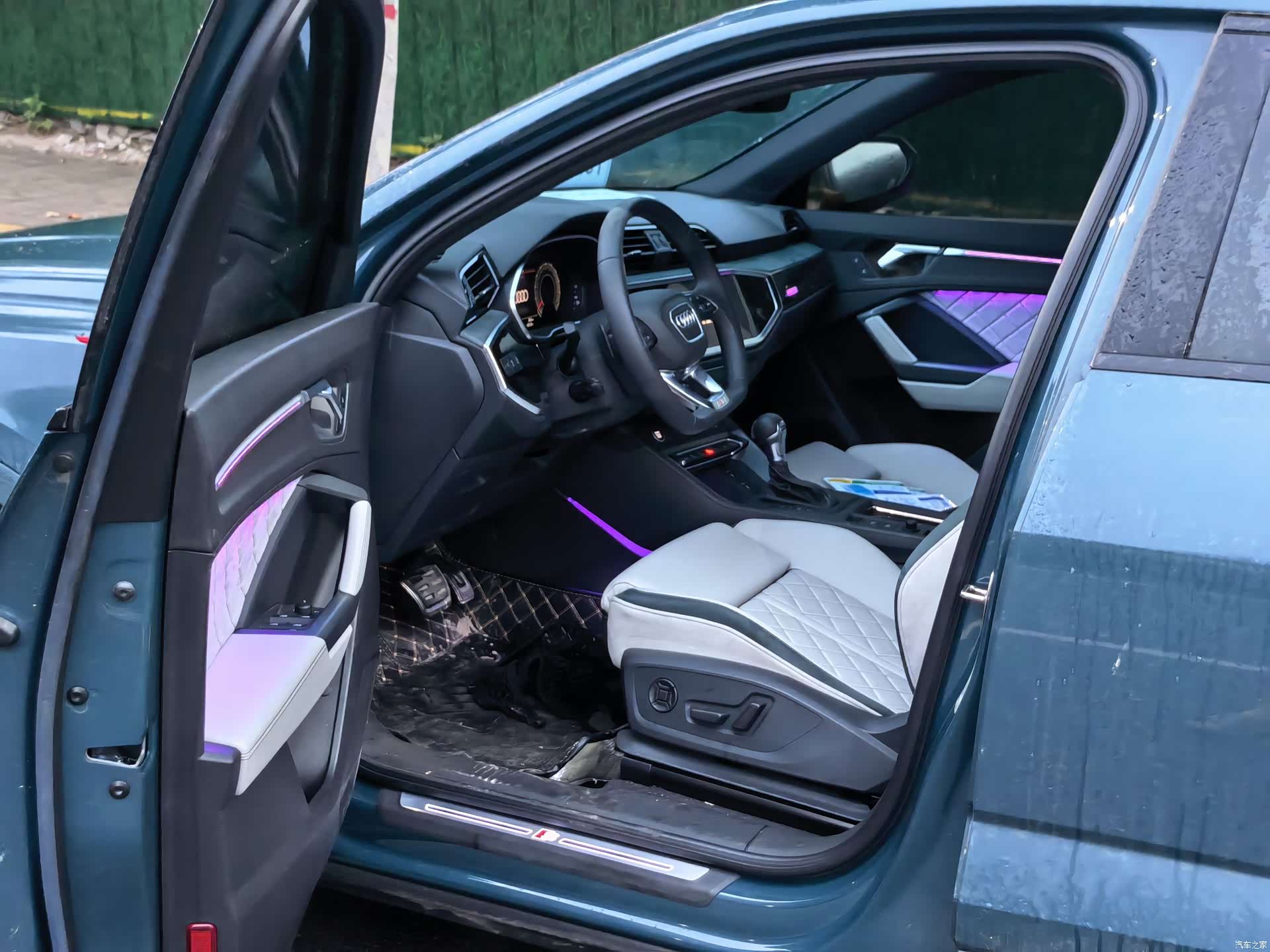 Audi Q3, 2023 все фото