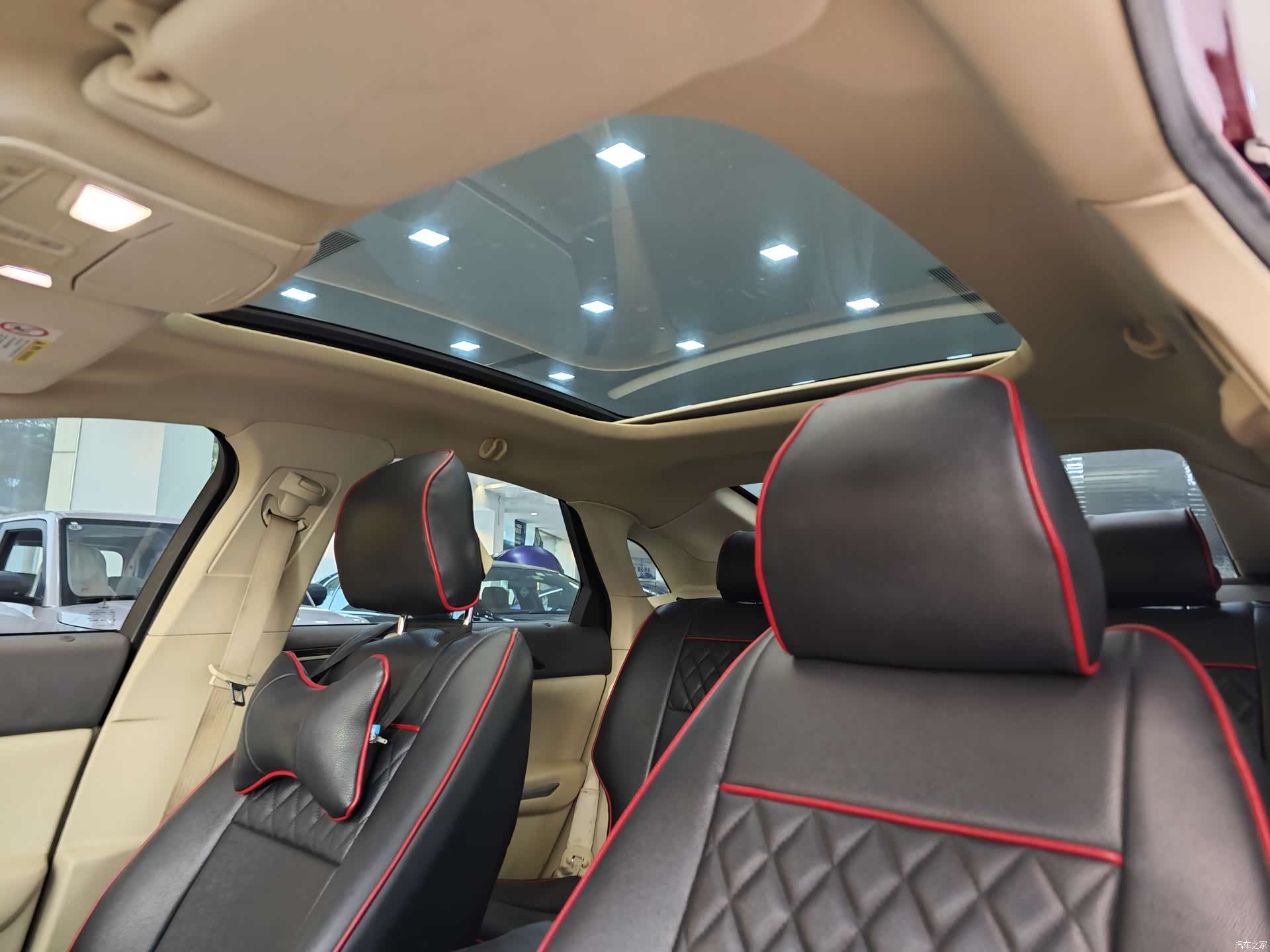 Lincoln MKZ, 2015 12