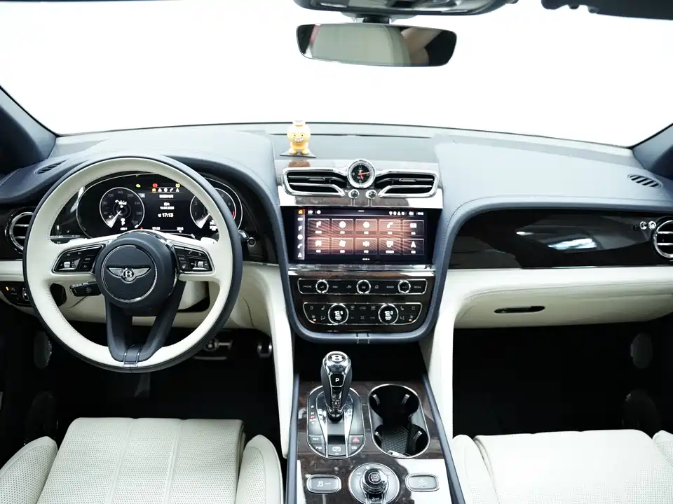 Bentley Tim Yue Bentley Tim Yue