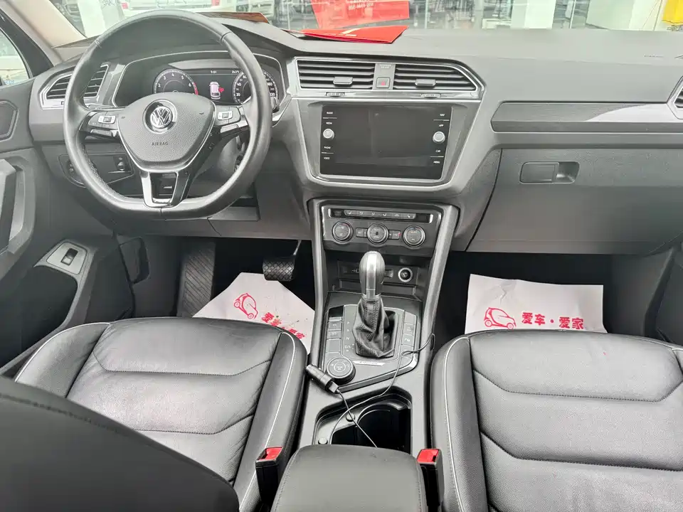 Volkswagen Tiguan Volkswagen Tiguan
