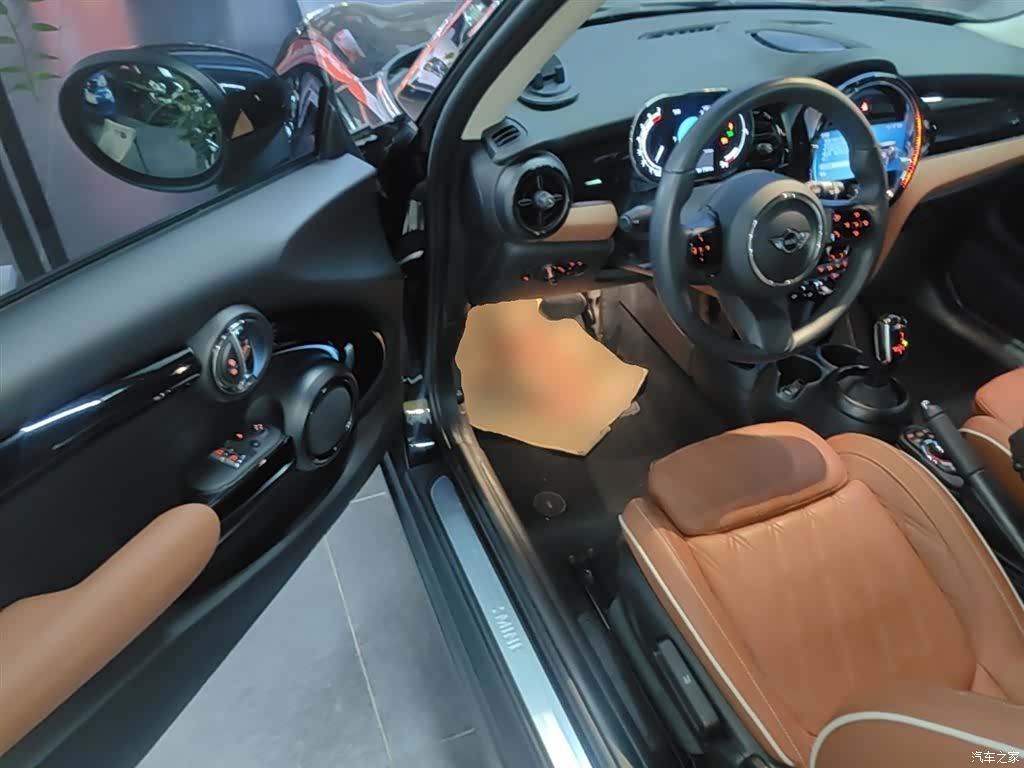 Mini Cooper, 2023 16