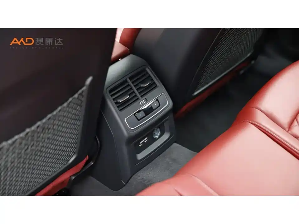 Audi S4 Audi S4
