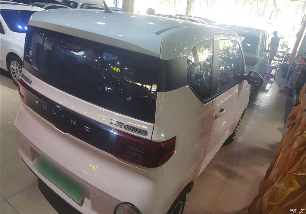 Wuling MINIEV, 2024 10