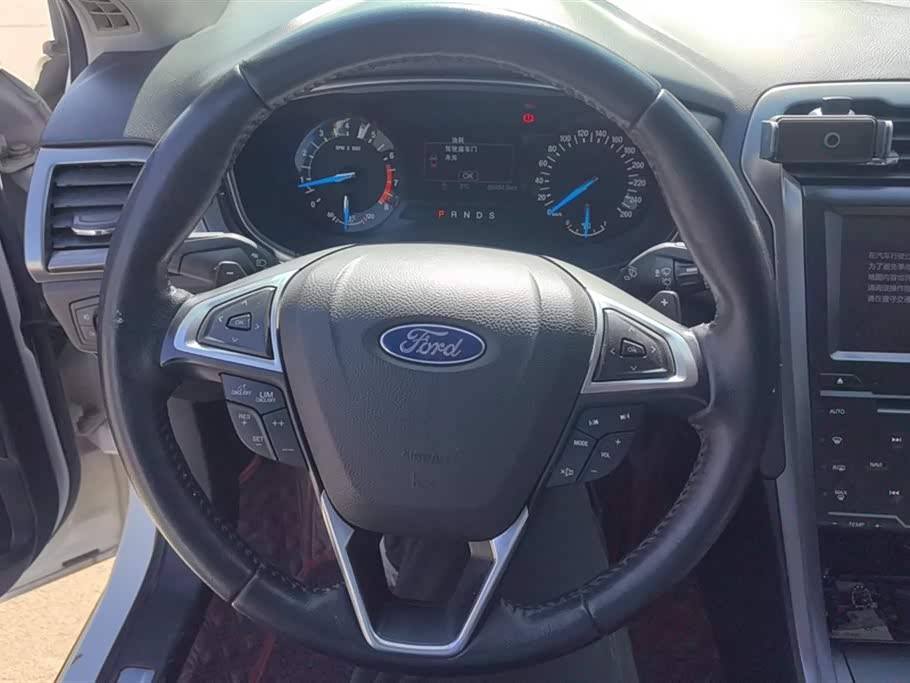 Ford Mondeo Ford Mondeo