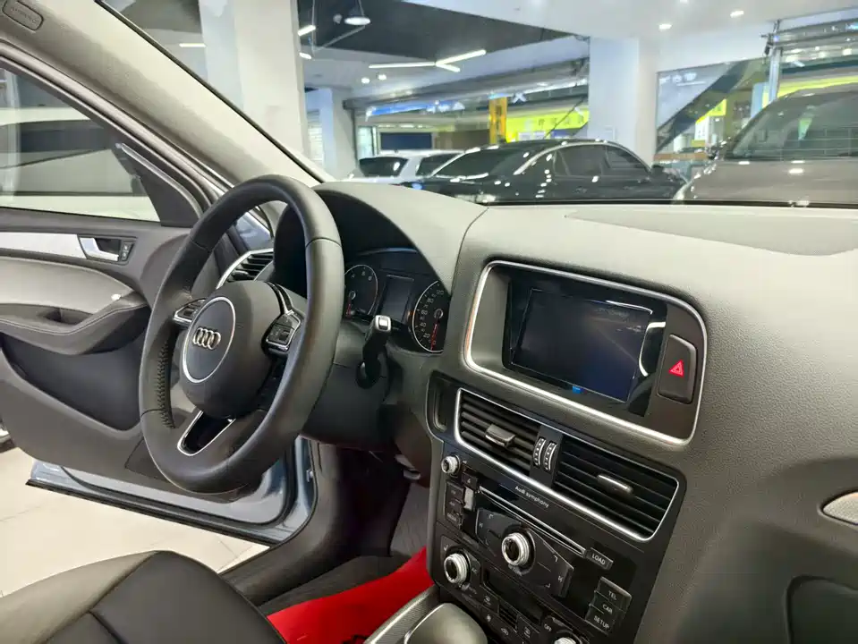 Audi Q5 Audi Q5