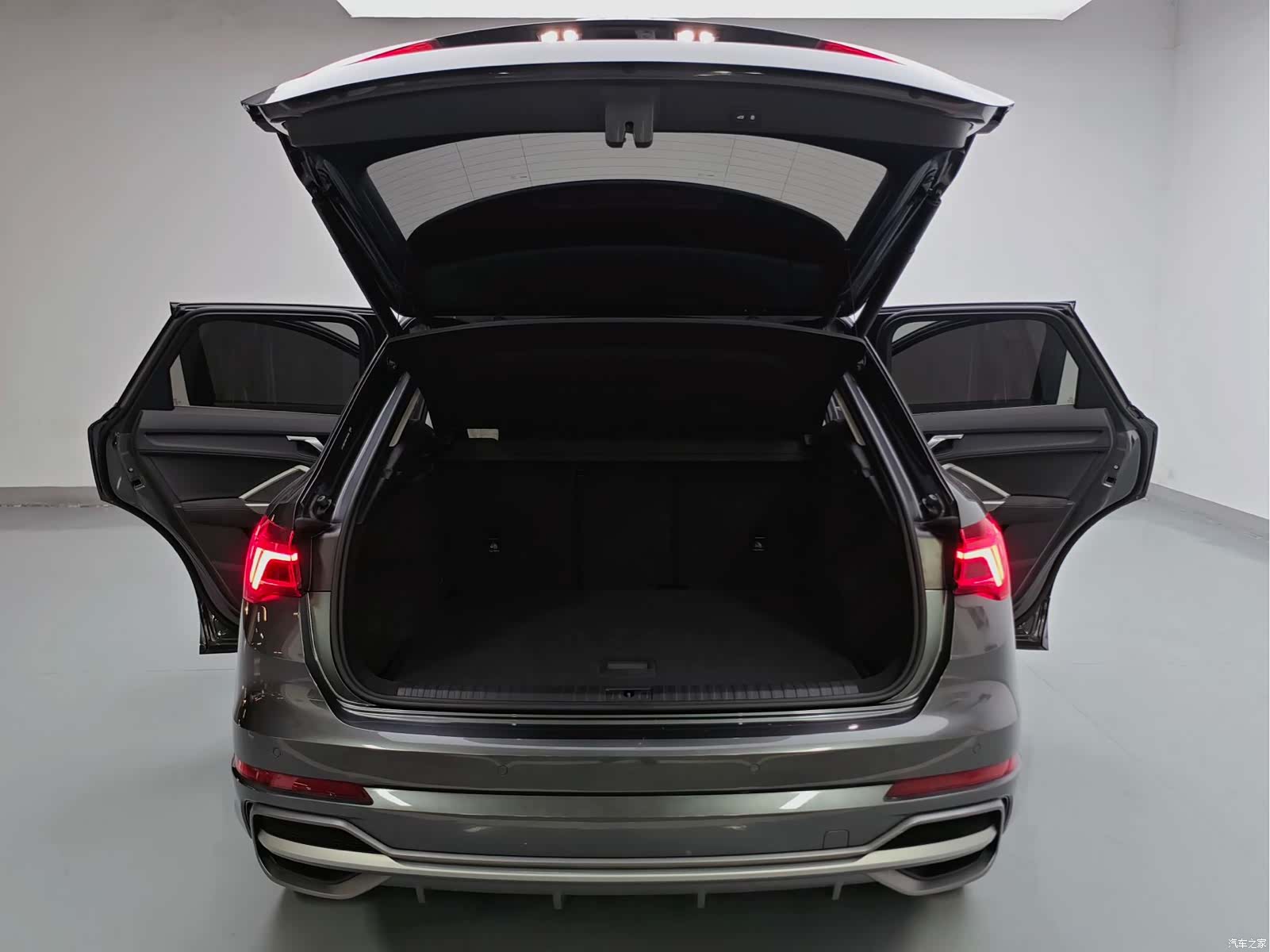 Audi Q3, 2023 8