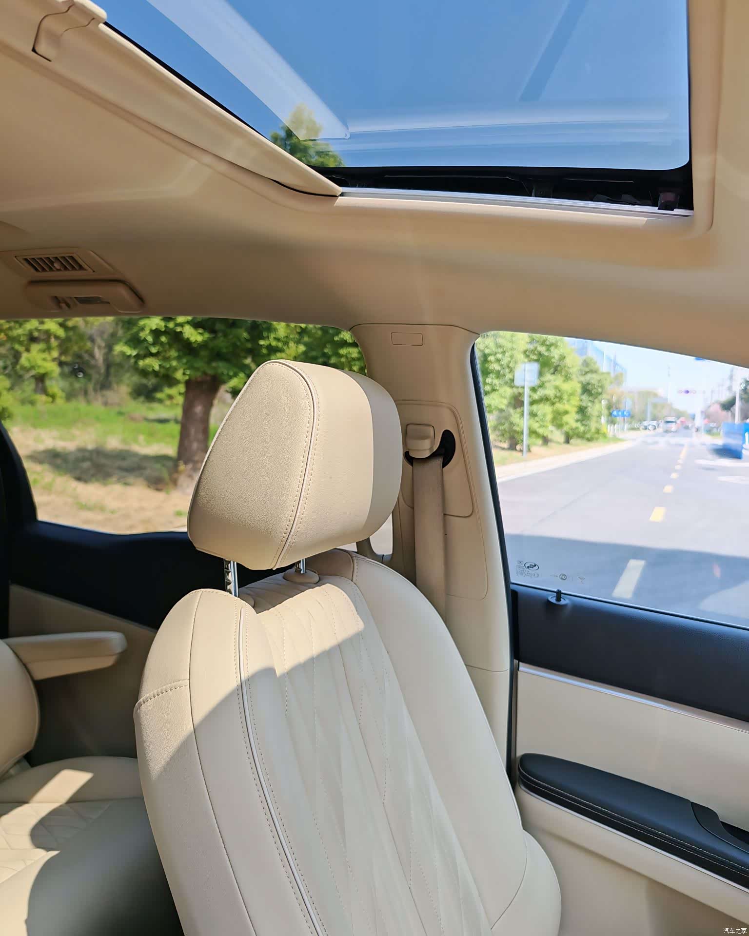 Buick GL8, 2023 7
