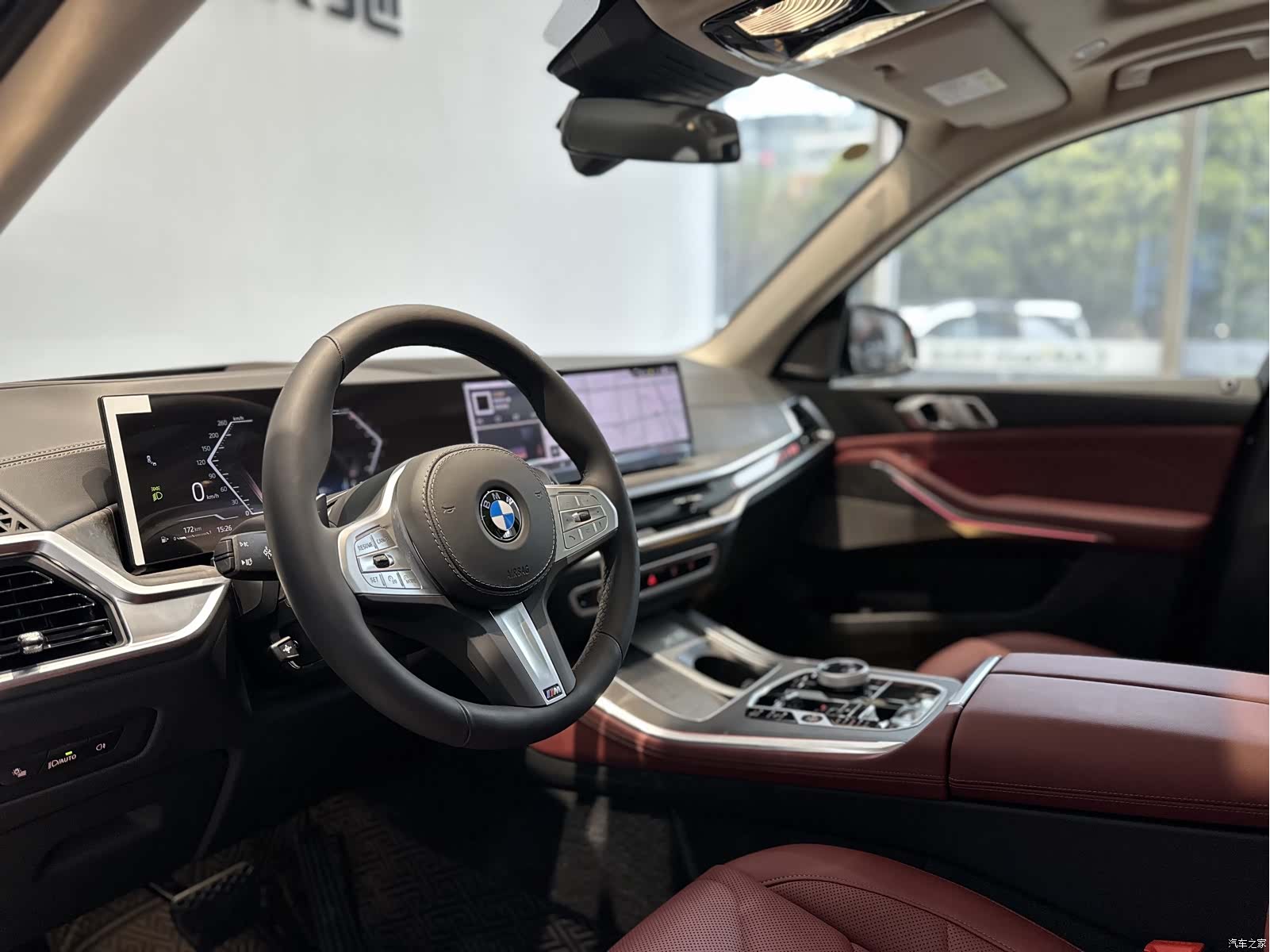 BMW X5, 2025 6