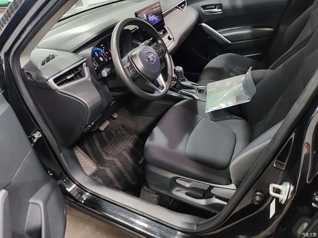Toyota Corolla, 2023 11