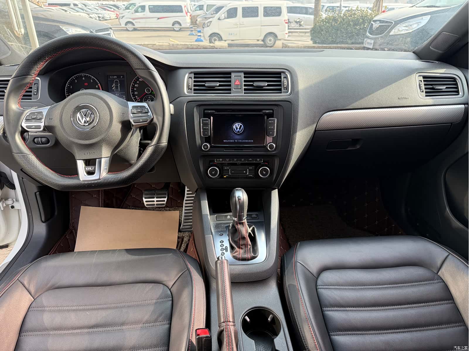 Volkswagen Sagitar, 2014 19